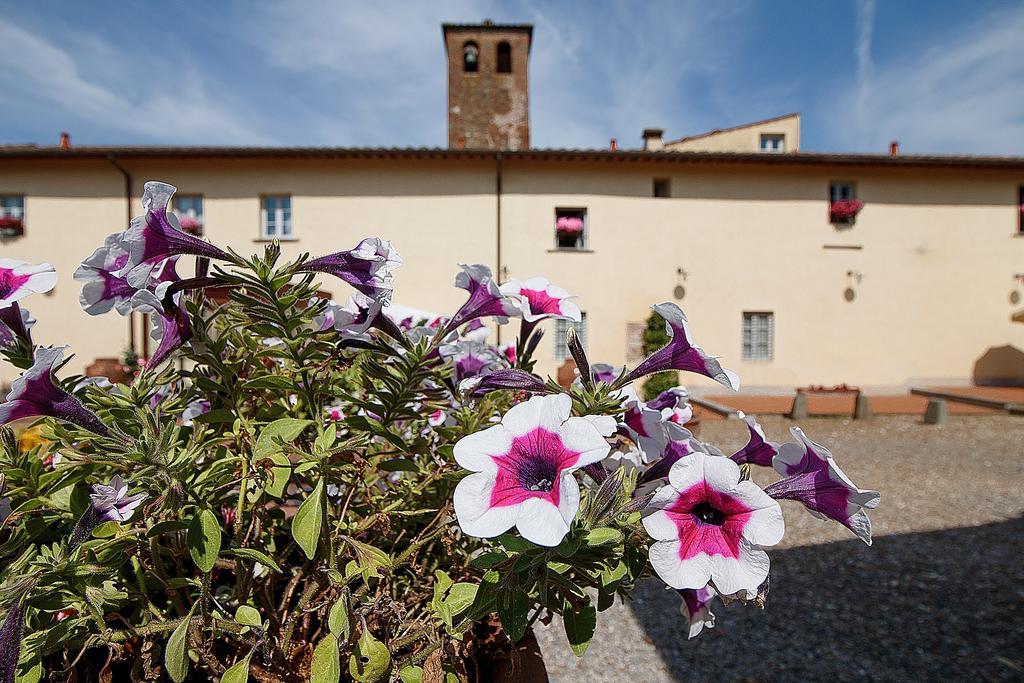 Borgo Sant'Ippolito Country Hotel Джинестра Экстерьер фото