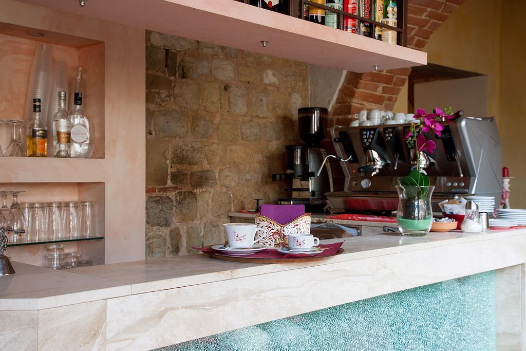 Borgo Sant'Ippolito Country Hotel Джинестра Экстерьер фото