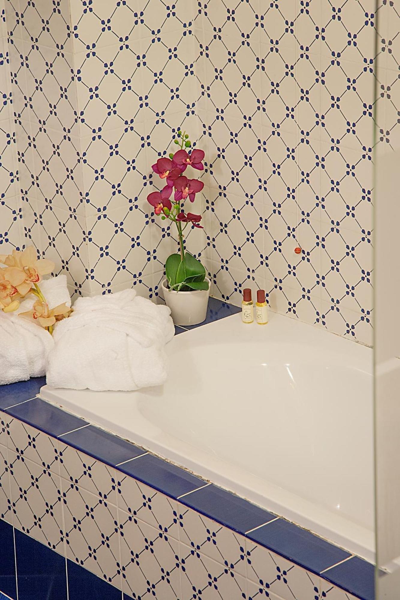 Borgo Sant'Ippolito Country Hotel Джинестра Номер фото