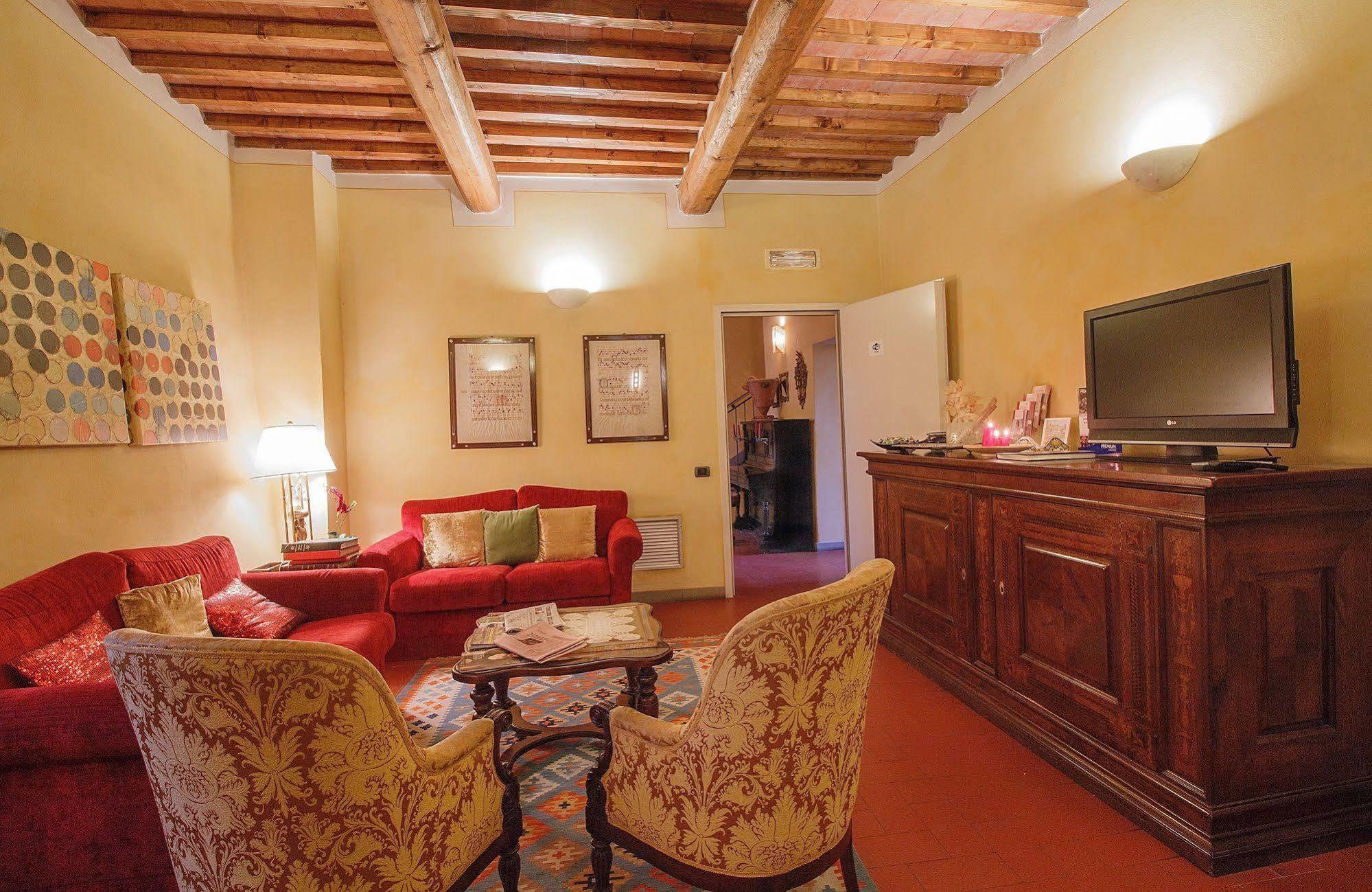 Borgo Sant'Ippolito Country Hotel Джинестра Экстерьер фото